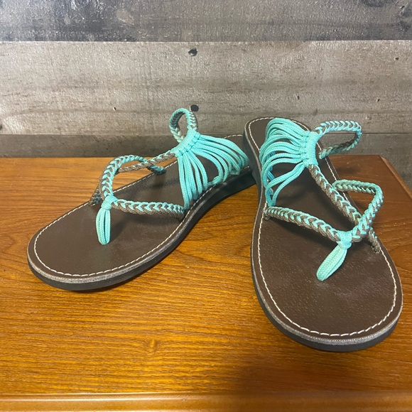 Plaka Shoes - Plaka size 8 Women's Braided Aqua Rope Sandals with Brown Footbed